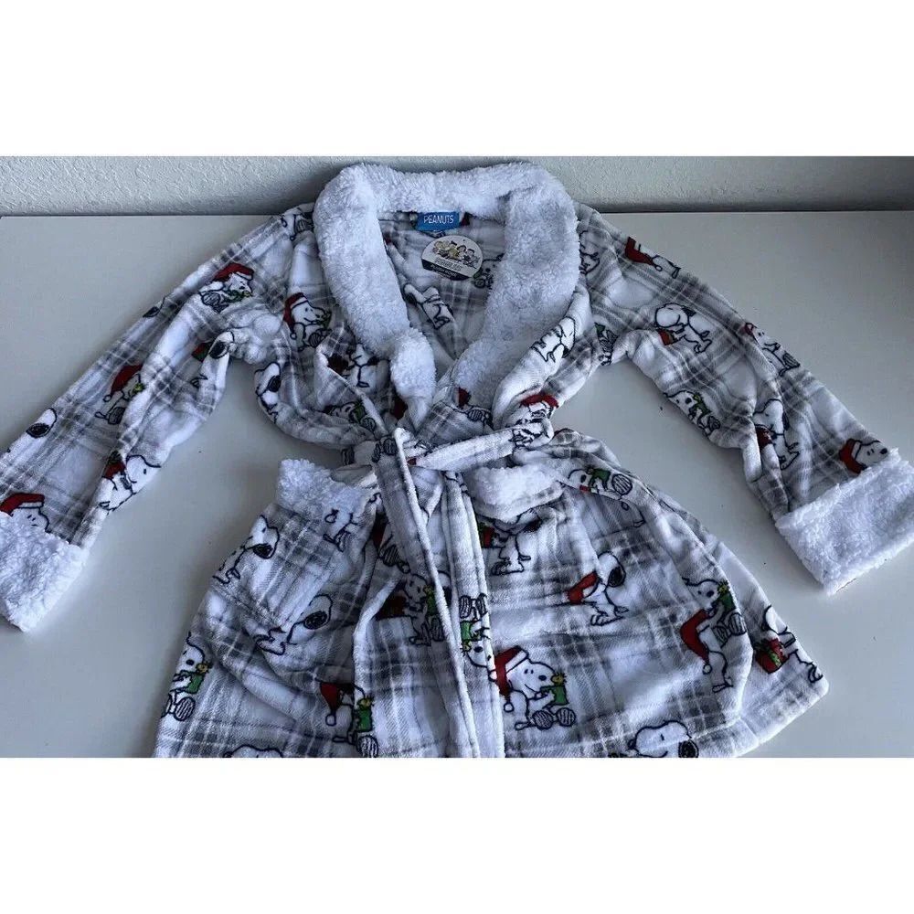 Snoopy Peanuts Christmas Robe Belt Pockets Super Soft Sherpa Women’s Sz L/XL NEW